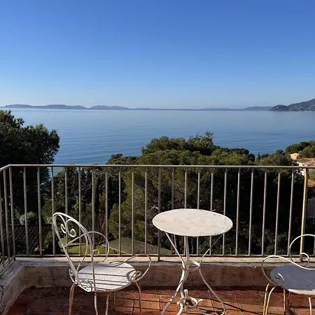A Gigaro Avec Piscine, Proche - Fr-1-726-57 Villa *